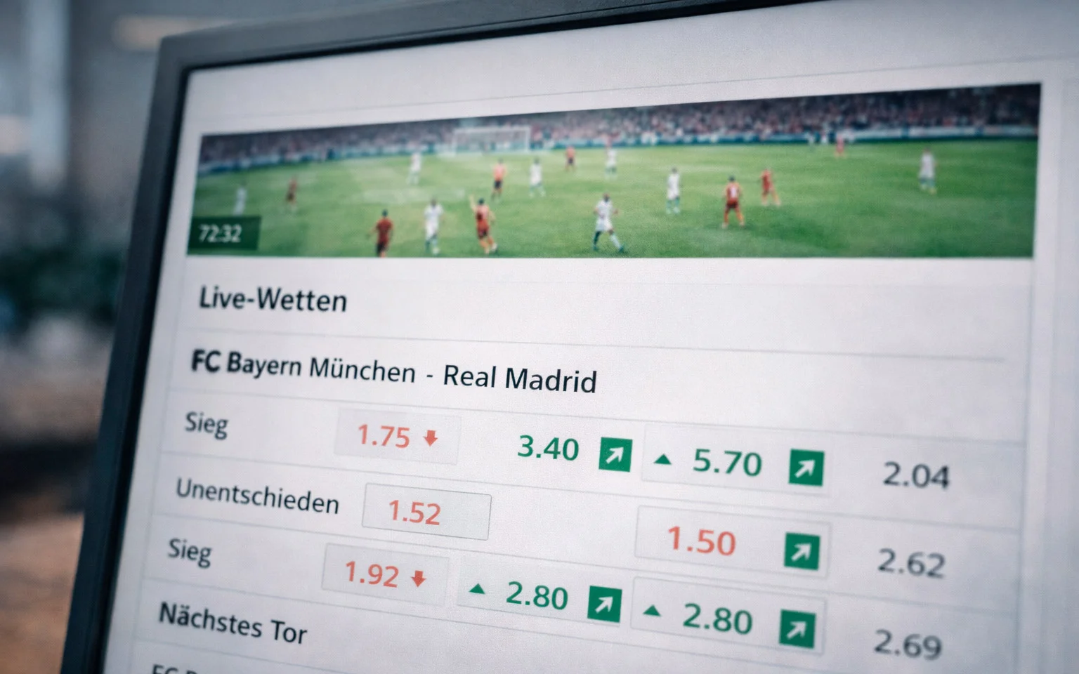 Bildschirm zeigt Live-Sportwetten-Interface mit Echtzeit-Quoten während eines Fußballspiels